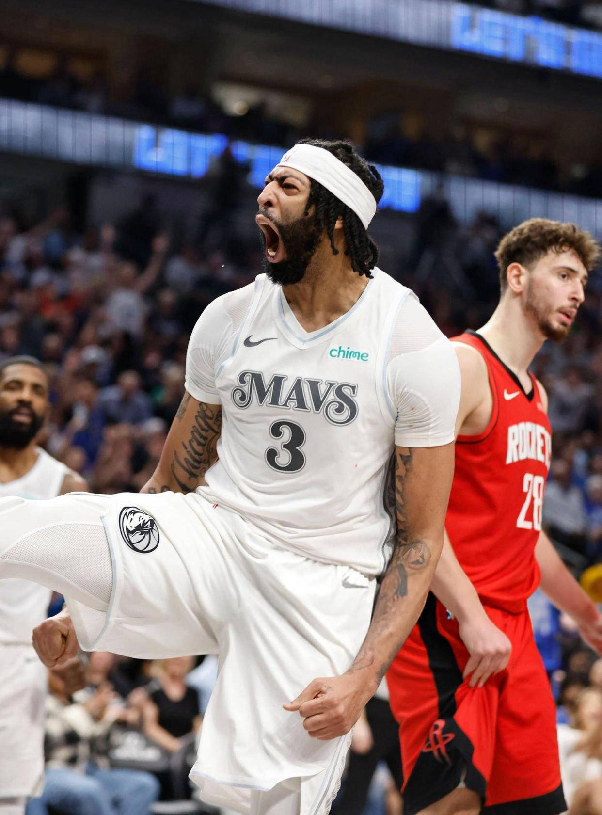 九游体育网页版入口-包含全球足球比赛热度持续升温，球迷热情高涨的词条