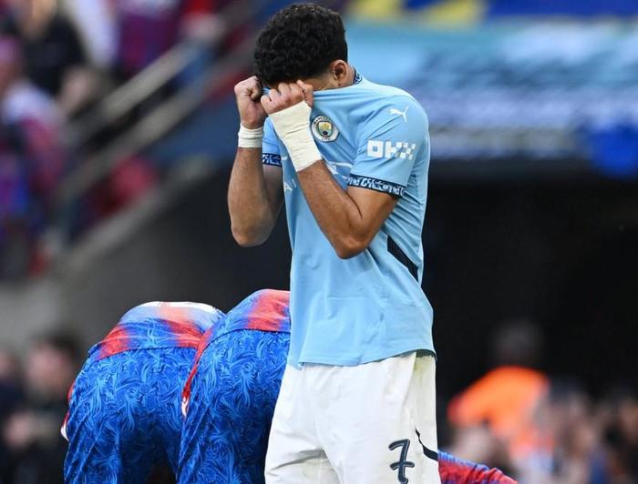 九游体育官网入口-关于巴西球星表现低迷，冬季转会传闻愈演愈烈的信息