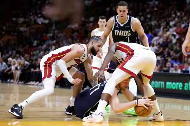 河北队不敌对手,战绩受挫季后赛前景堪忧的简单介绍 河北队不敌对手,战绩受挫季后赛前景堪忧的简单介绍