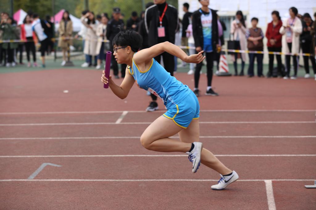 超越自我！球队团结拼搏展现出色表现的简单介绍