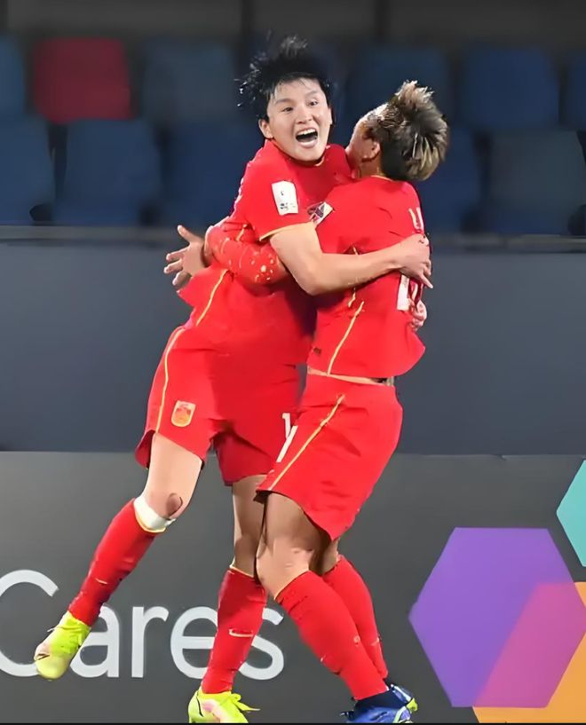 秘鲁女足掀起热潮，晋级女足世界杯四强