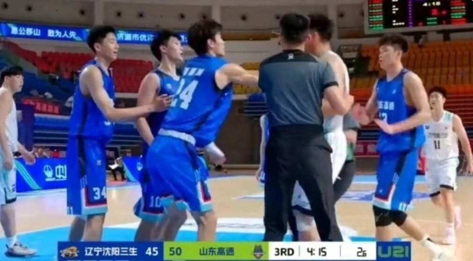 九游体育app下载-辽宁队主帅突发意外，紧急换帅调整