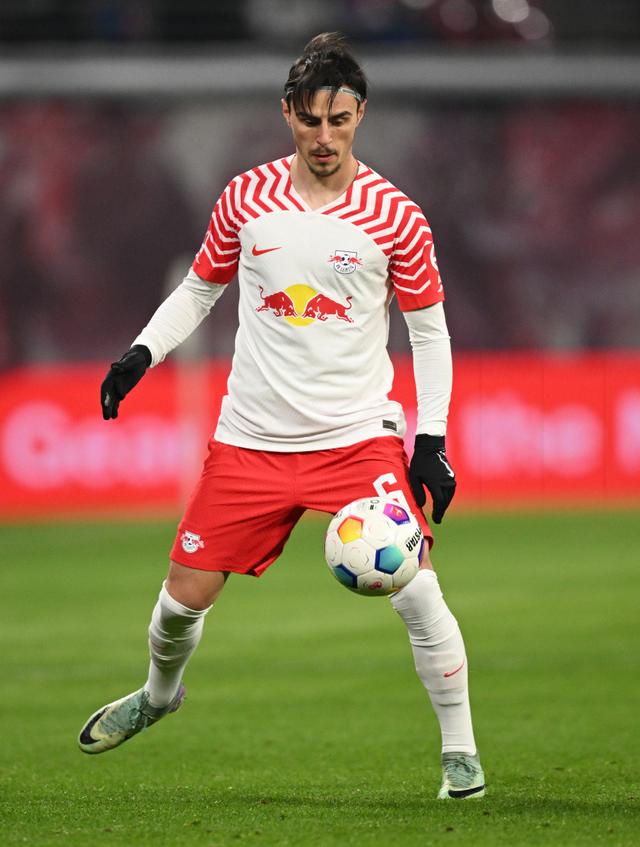 九游体育网页版-柏林联盟防线失守，球队需加强战术训练