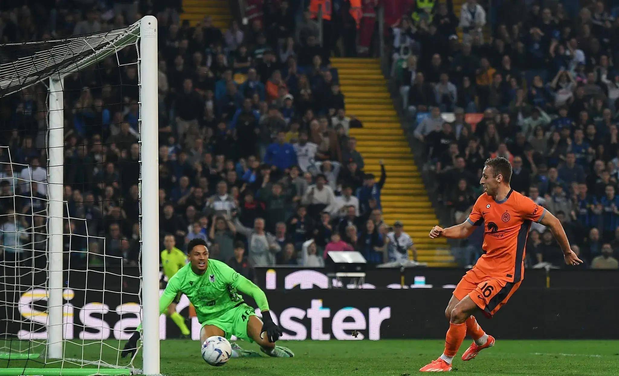 乌迪内斯客场告捷，给予对手强烈压力