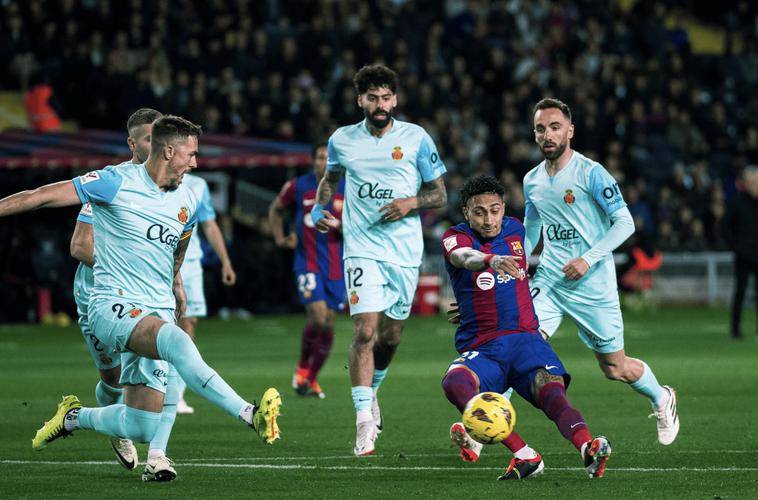 九游体育入口-包含塞尔塔主场逼平赫罗纳，不败纪录延续的词条