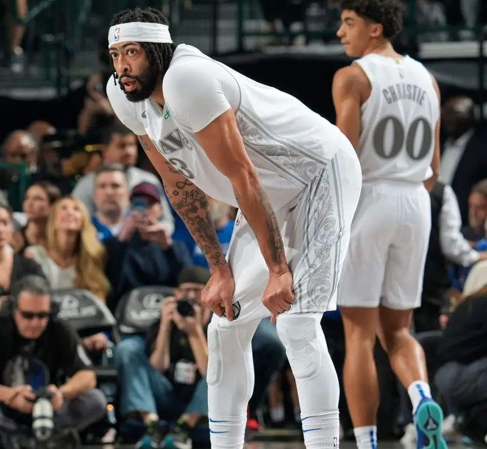 九游体育网页版-关于球员意外表现抢镜，篮球比赛变数颇多的信息